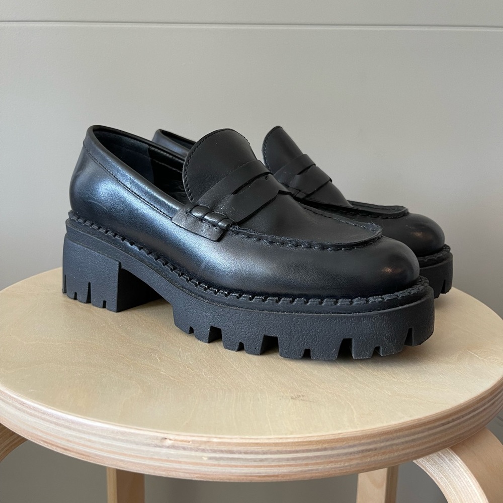 Free People Lyra Lug Sole Loafer - Black
